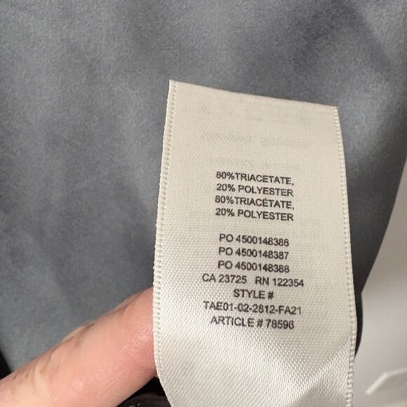 Aritzia Babaton Sable Satin Glossy Button Down Shirt Size Medium - Picture 7 of 7